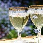 champagne-736773_1280 by Counselling - pixabay.com